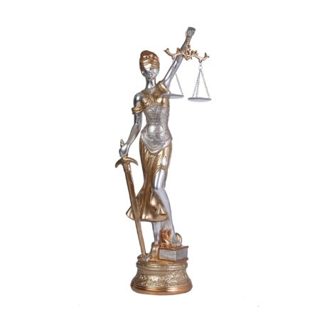 Figura Dama de La Justicia